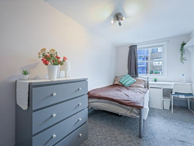 Apartment for rent in Saint Pancras, Greater London