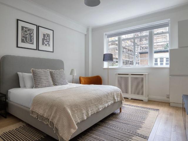 Studio for rent in Saint Pancras, Greater London