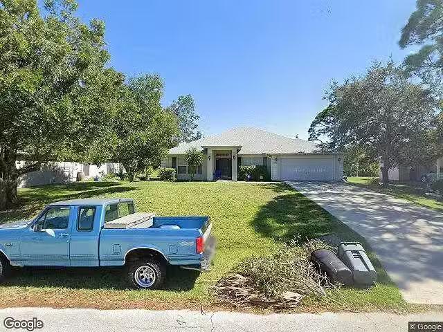 House for rent in Sebastian