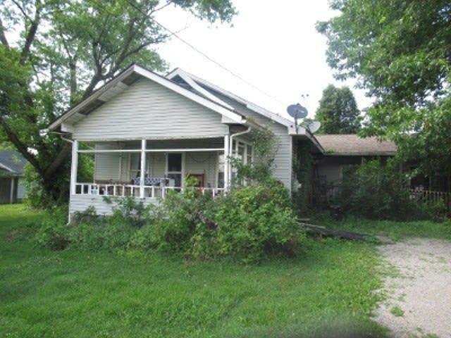 House for sale in Carterville, Illinois