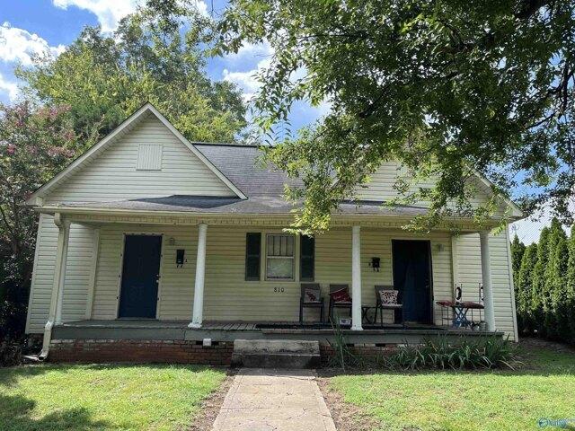 House for sale in Guntersville, Alabama