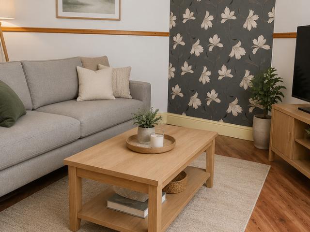 House for rent in Dixons Green, West Midlands