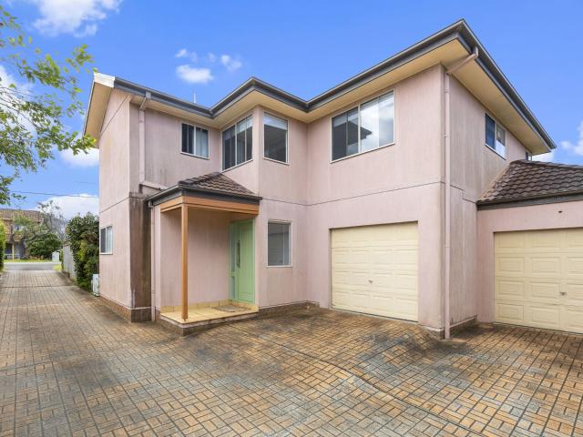 House for rent in Blue Bay, New South Wales