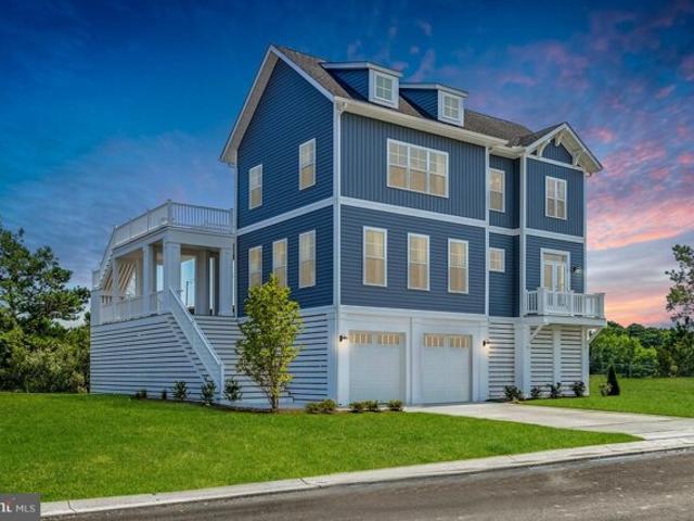 House for sale in Frankford