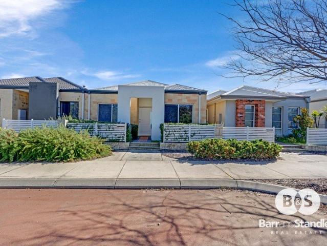 Townhouse for sale in Dalyellup, Western Australia