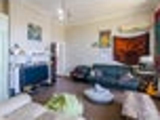 House for sale in Otakou