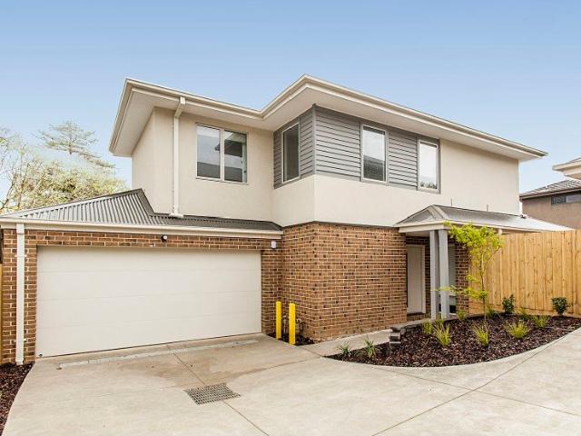 Townhouse for rent in Laburnum, Melbourne