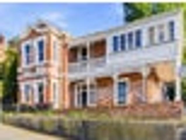 House for sale in Otakou