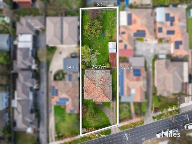 House for sale in Ivanhoe, Melbourne