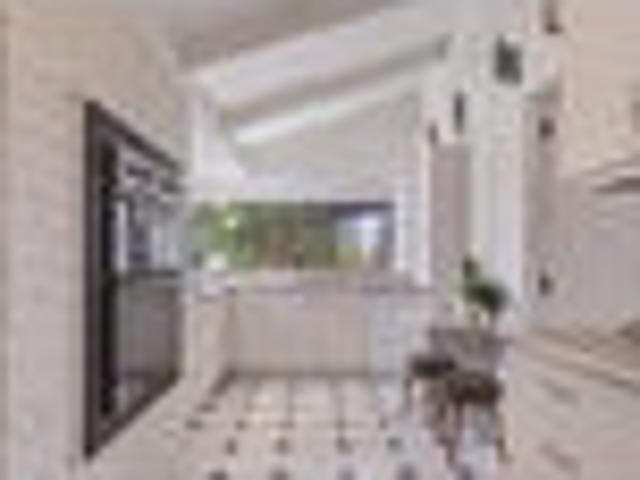 House for sale in Saint Albans, Canterbury
