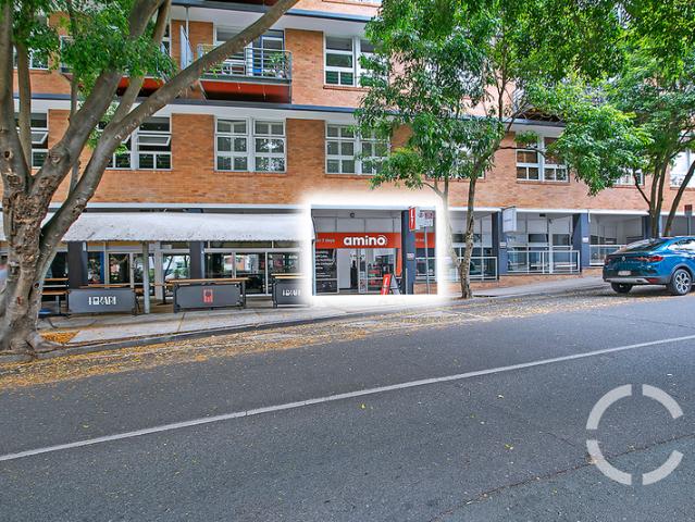 Retail for rent in Toombul, Queensland