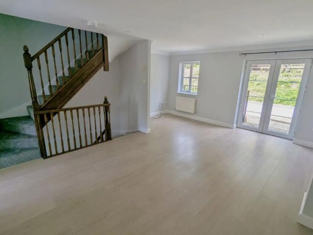 Townhouse for rent in Kingswood