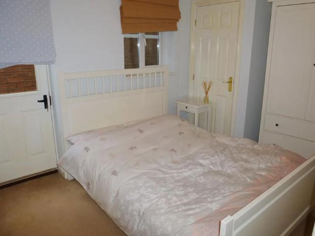 House for rent in Kingswood