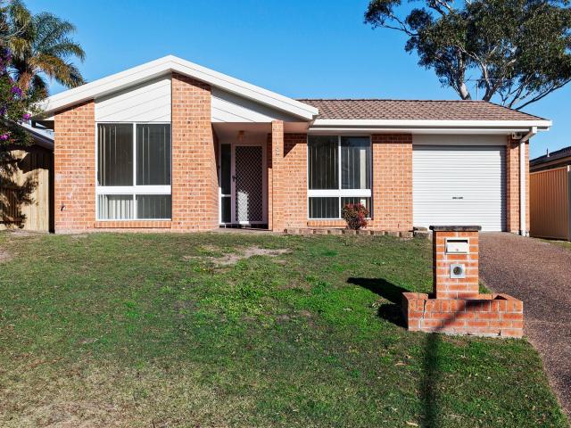 House for rent in Blue Haven, Central Coast Council