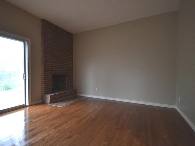 House for rent in Dollard-des-ormeaux, Quebec