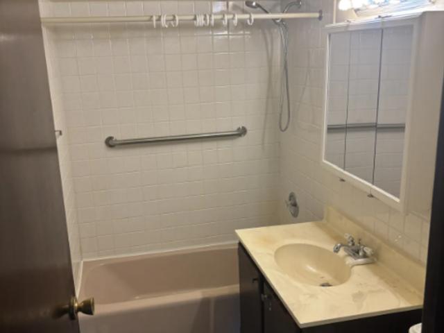 Apartment for rent in Blue Island, Cook County