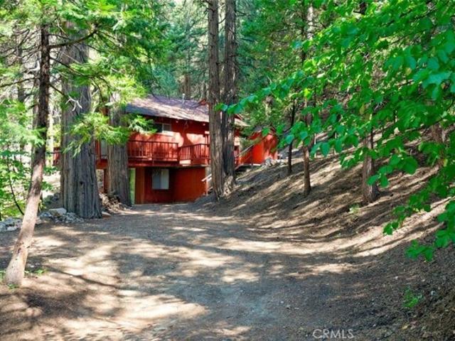 House for sale in Blue Jay, California
