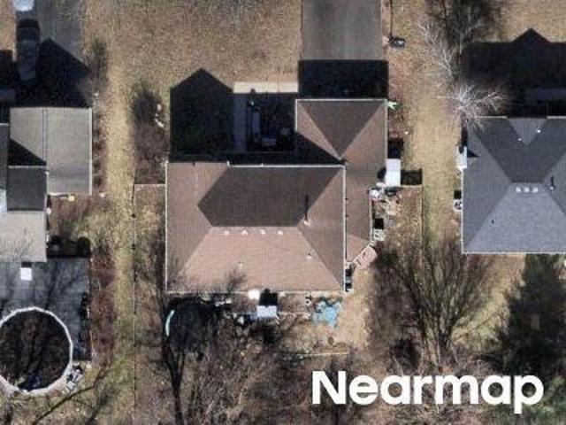 House for sale in Mchenry, Illinois
