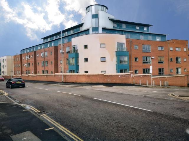 Apartment for rent in Lakenham, East Bank