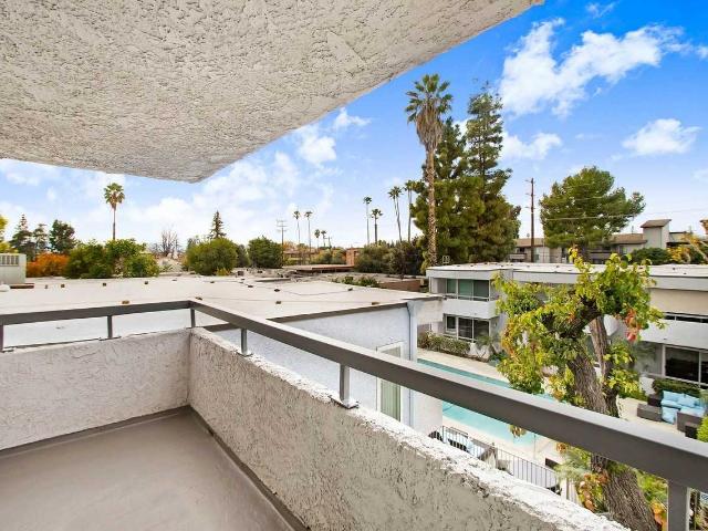 Apartment for rent in Northridge West Neighborhood Council District, Canoga Park