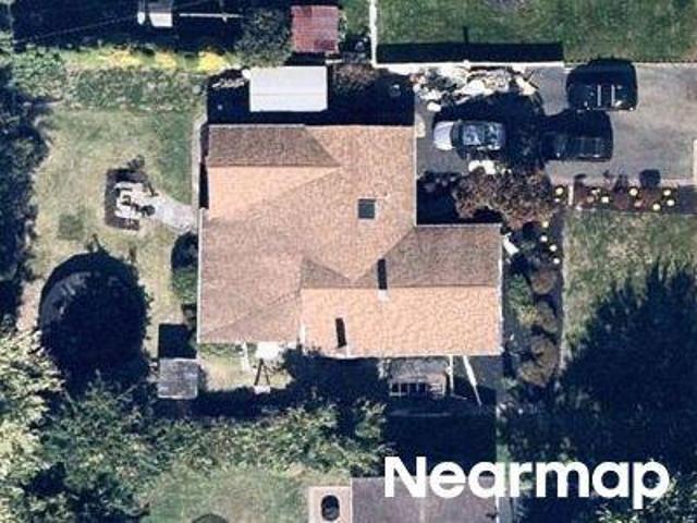 House for sale in Holtsville House for sale in Holtsville
