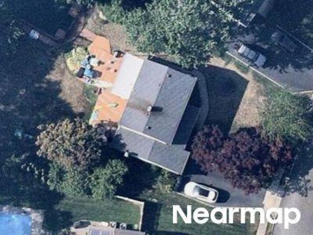 House for sale in Holtsville