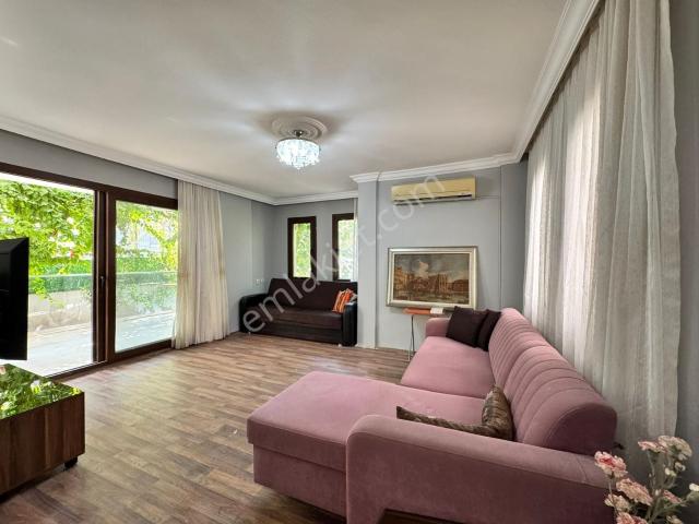 Marmaris, Muğla içerisinde kiralık mülk