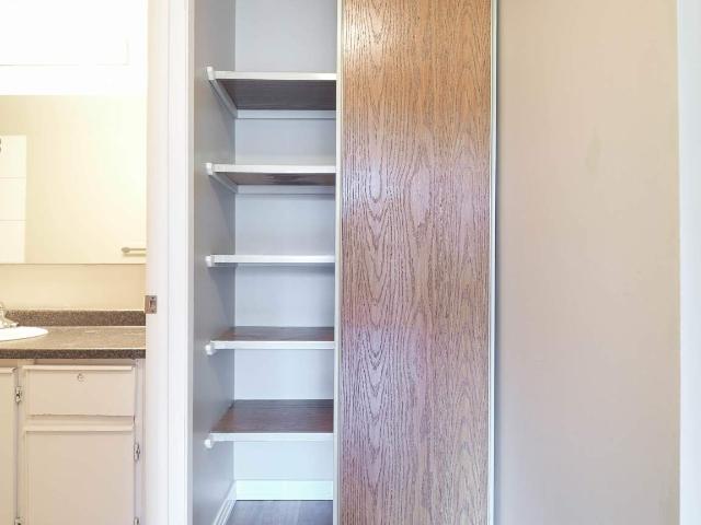 Apartment for rent in Wedgewood, Alberta