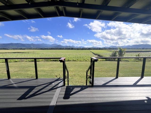 Acreage for sale in Pinnacle, Queensland