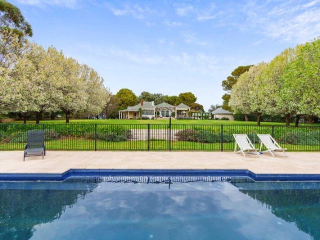 Cottage for sale in Berthong, New South Wales