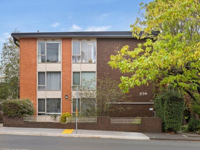 Apartment for sale in Camerons Creek, Victoria
