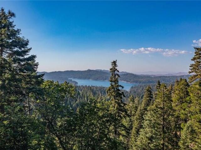 Land for sale in Cedar Glen, California