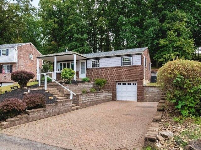 House for sale in Pittsburgh, Pennsylvania
