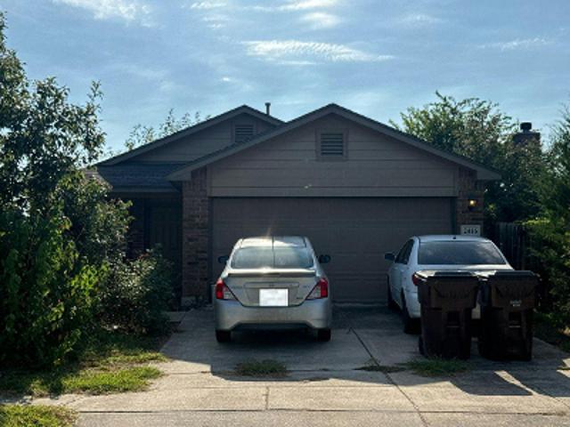 House for sale in Lockhart, Caldwell County