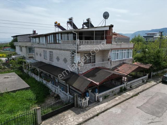 Çiftlikköy, Yalova içerisinde satılık Villa
