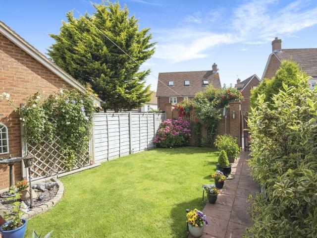 Apartment for rent in Eden Village, Oad Street