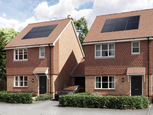 House for sale in Fole, Surrey