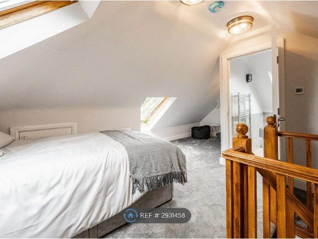 Room for rent in Earlham Rise, East Bank