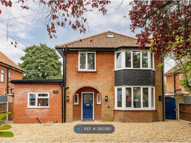 Room for rent in Earlham Rise, East Bank