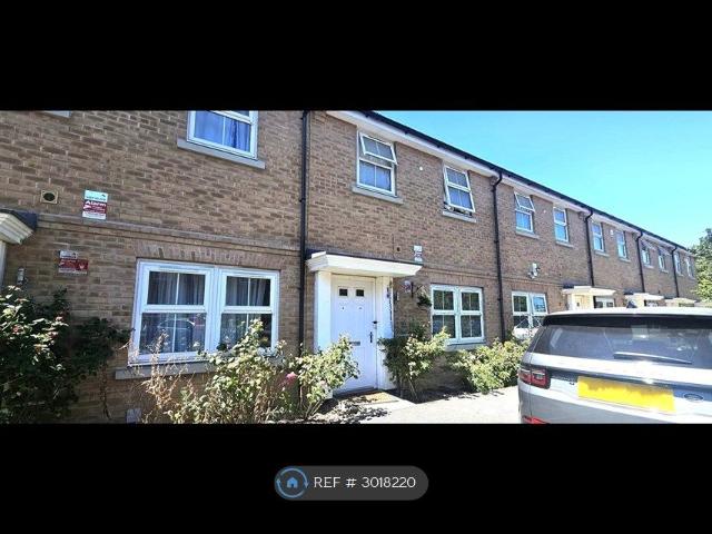 House for rent in Drayton Garden Village, Greater London