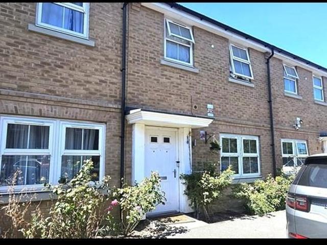 House for rent in Drayton Garden Village, Greater London