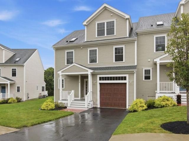 Condo for sale in Melrose, Massachusetts