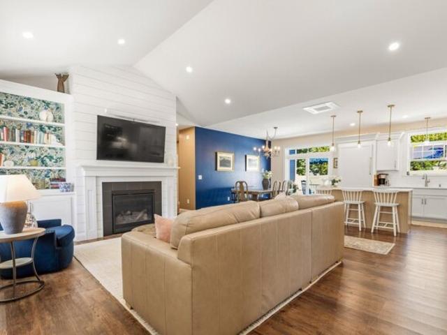 House for sale in Maine