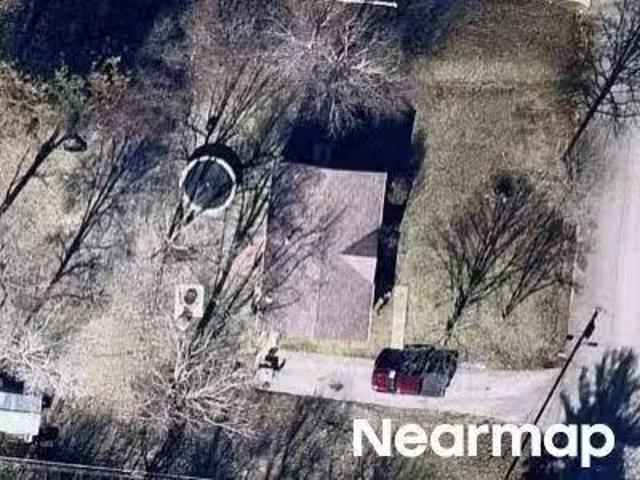 House for sale in Dickson