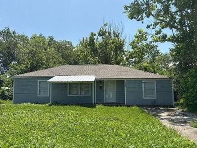 House for sale in La Marque