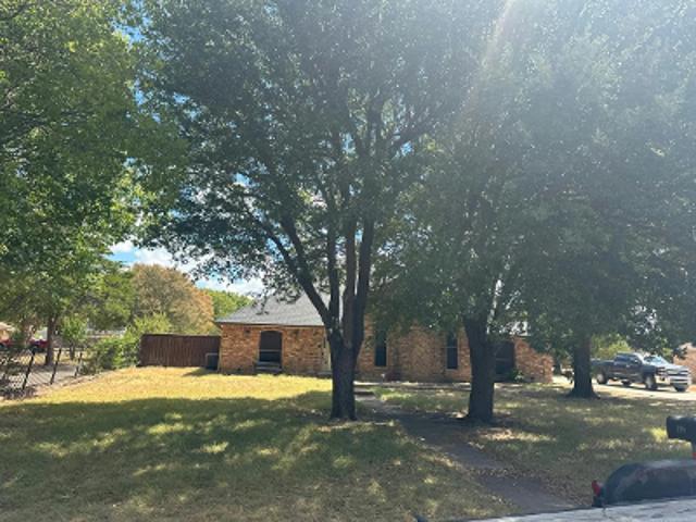 House for sale in Ellis, Texas