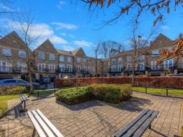 House for sale in Ecclesall, South Yorkshire