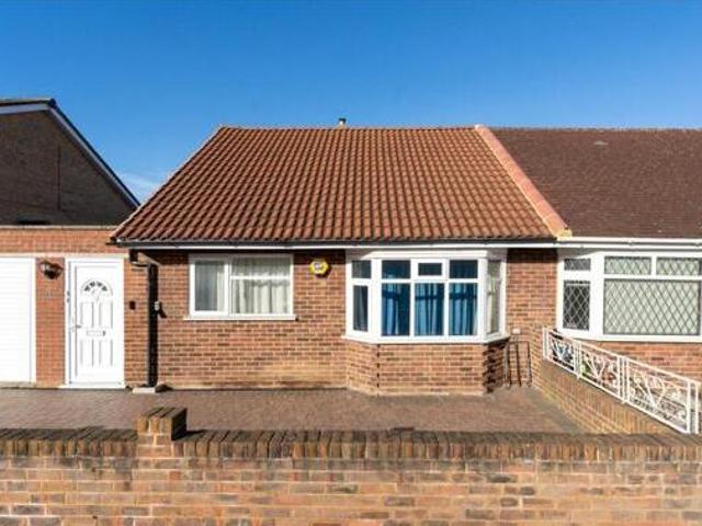 House for sale in London Borough of Hounslow, Feltham