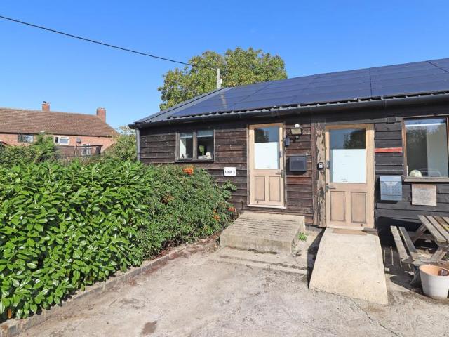 House for rent in Chelmondiston, Suffolk
