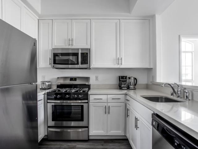 Apartment for rent in Canoga Park, California